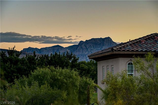 712 Tandoori Lane, Las Vegas, NV 89138