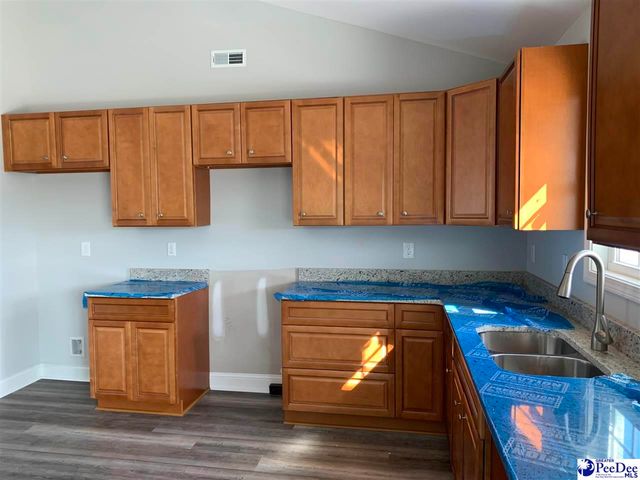 4962 E National Cemetery Road, Florence, SC 29506