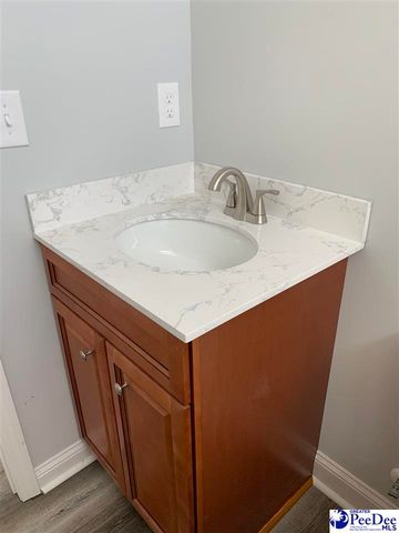 4962 E National Cemetery Road, Florence, SC 29506