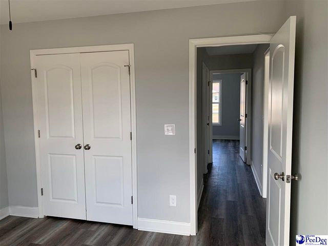 4962 E National Cemetery Road, Florence, SC 29506