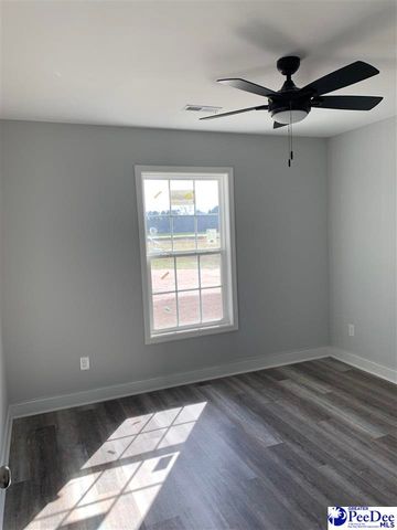 4962 E National Cemetery Road, Florence, SC 29506