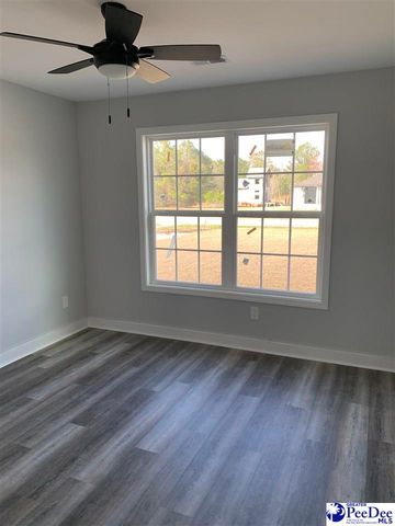 4962 E National Cemetery Road, Florence, SC 29506