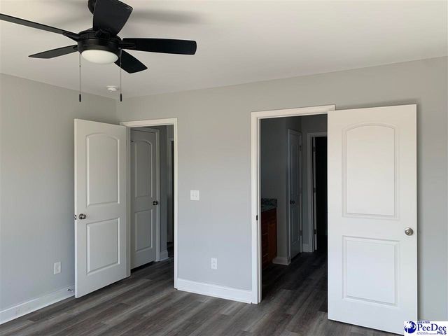 4962 E National Cemetery Road, Florence, SC 29506