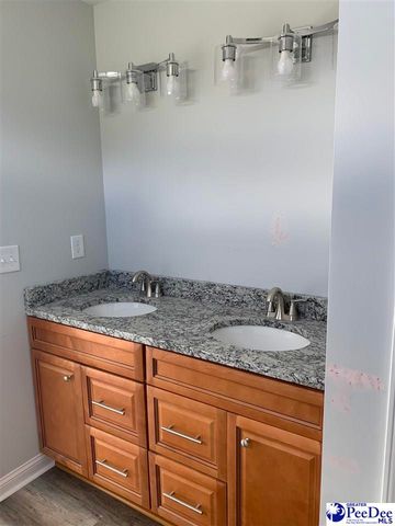 4962 E National Cemetery Road, Florence, SC 29506