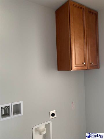 4962 E National Cemetery Road, Florence, SC 29506