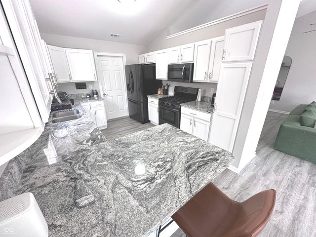 722 Sweet Creek Drive, Indianapolis, IN 46239