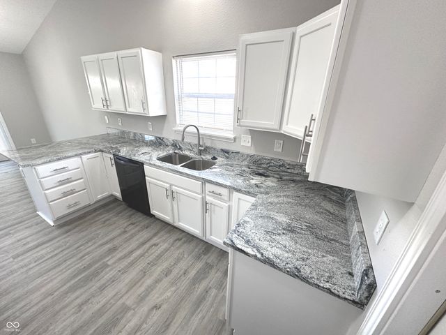 722 Sweet Creek Drive, Indianapolis, IN 46239