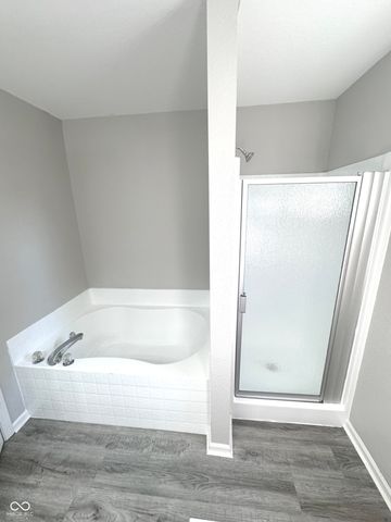 722 Sweet Creek Drive, Indianapolis, IN 46239