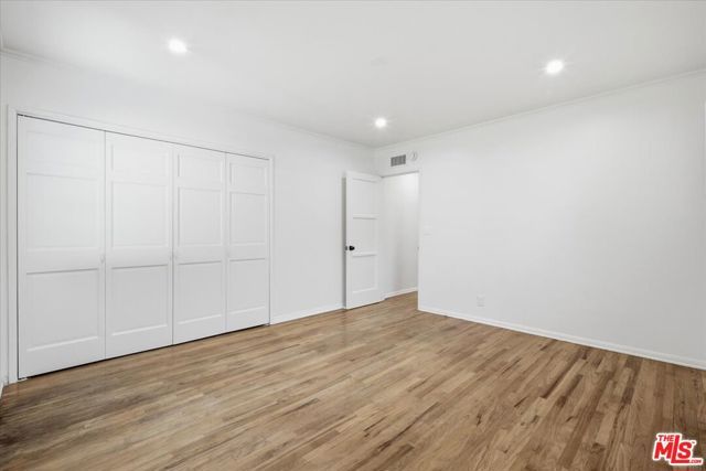 12818 Hatteras Street, Los Angeles, CA 91607