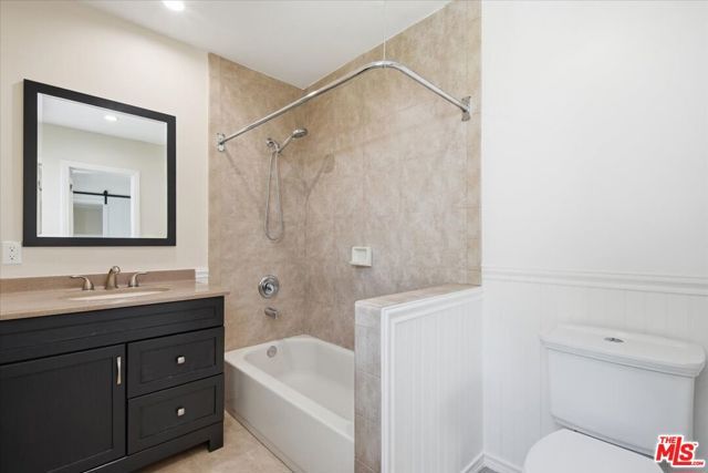 12818 Hatteras Street, Los Angeles, CA 91607