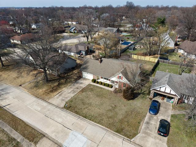 3193 W Wayland Street, Springfield, MO 65807