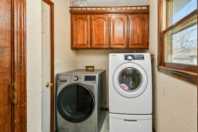 3193 W Wayland Street, Springfield, MO 65807