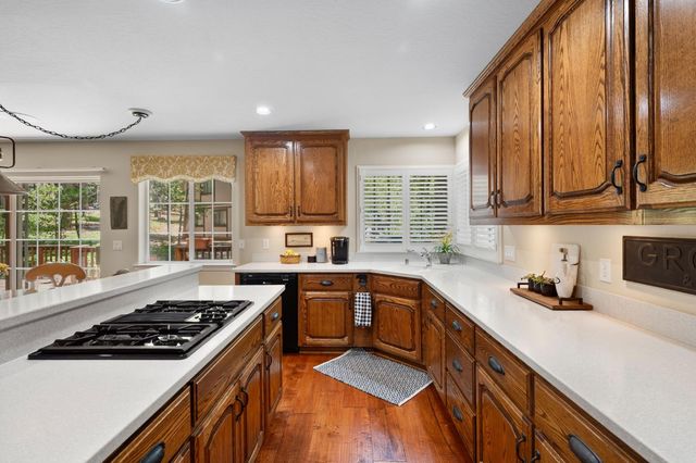 1755 Rawhide Dr, Arnold, CA 95223