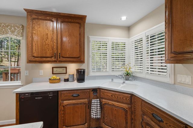 1755 Rawhide Dr, Arnold, CA 95223