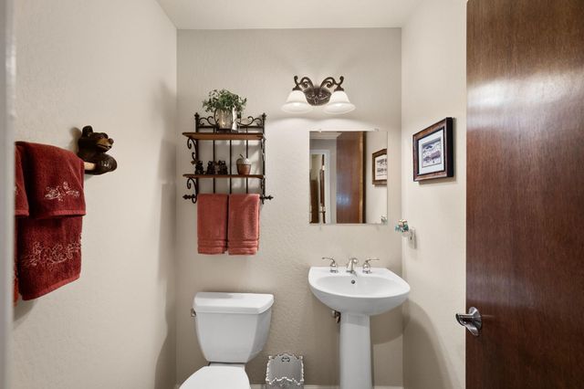 1755 Rawhide Dr, Arnold, CA 95223