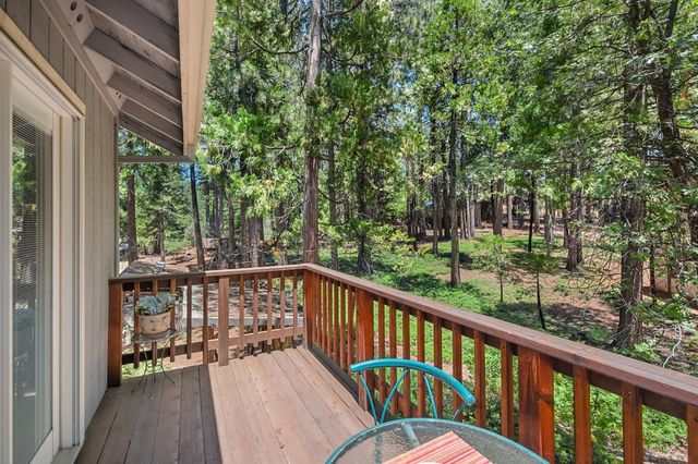 1755 Rawhide Dr, Arnold, CA 95223