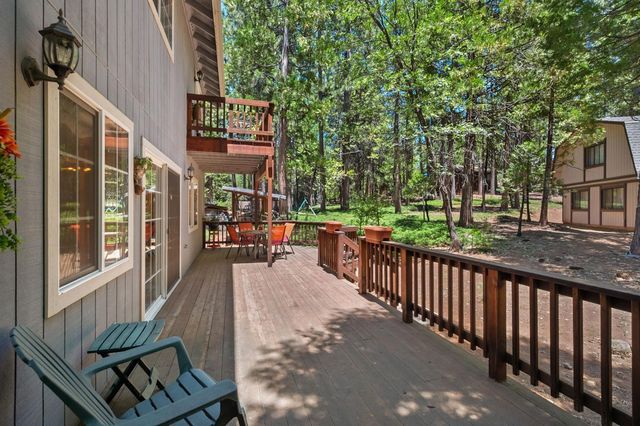 1755 Rawhide Dr, Arnold, CA 95223