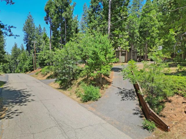 1755 Rawhide Dr, Arnold, CA 95223