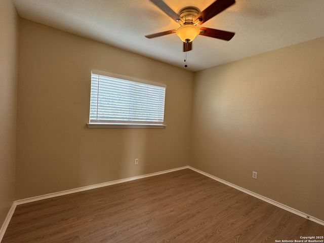 10738 Shaencrossing, San Antonio, TX 78254