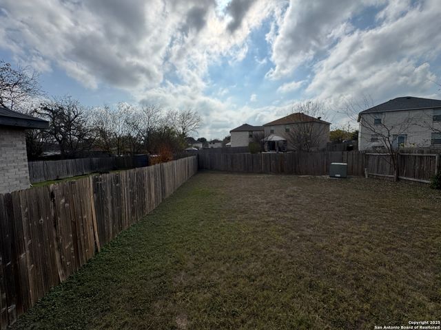 10738 Shaencrossing, San Antonio, TX 78254