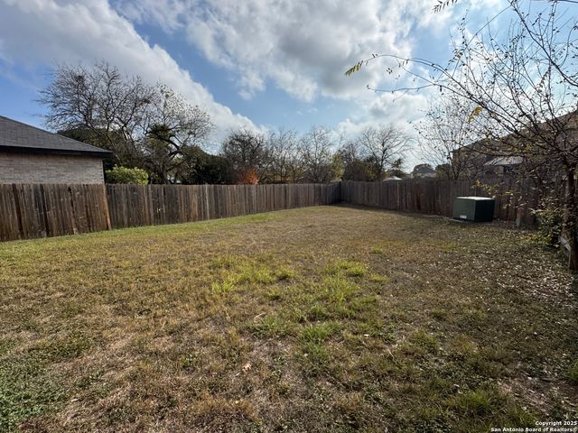 10738 Shaencrossing, San Antonio, TX 78254