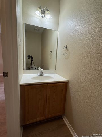 10738 Shaencrossing, San Antonio, TX 78254