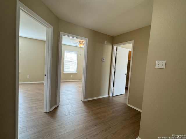 10738 Shaencrossing, San Antonio, TX 78254