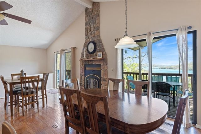 12210 Dogwood Drive, Garfield, AR 72732