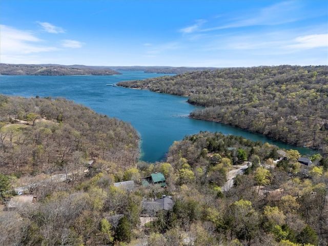 12210 Dogwood Drive, Garfield, AR 72732