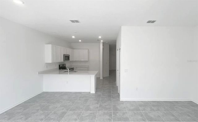2562 SKYLINE LOOP, Kissimmee, FL 34758
