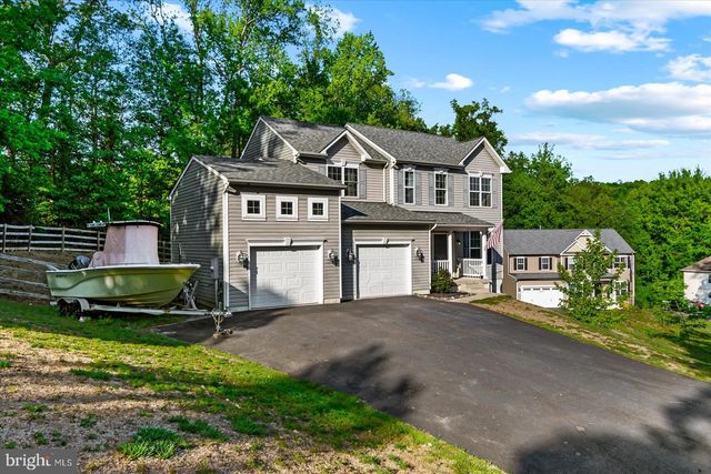 6731 GINSENG LN, King George, VA 22485