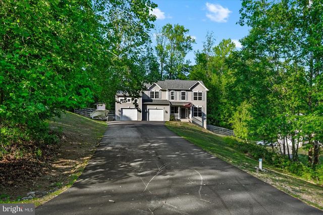 6731 GINSENG LN, King George, VA 22485