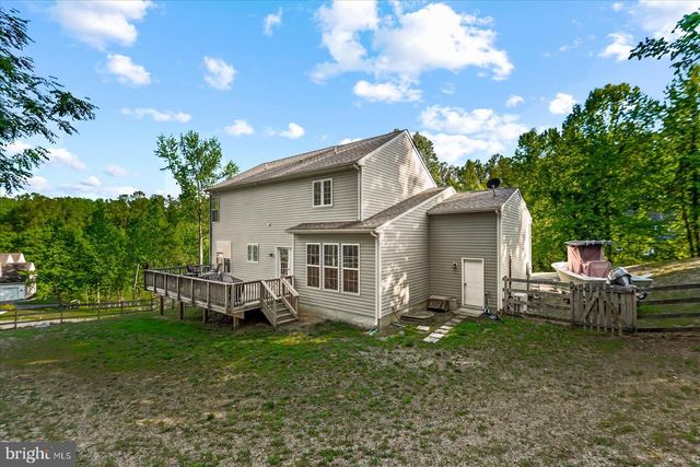 6731 GINSENG LN, King George, VA 22485