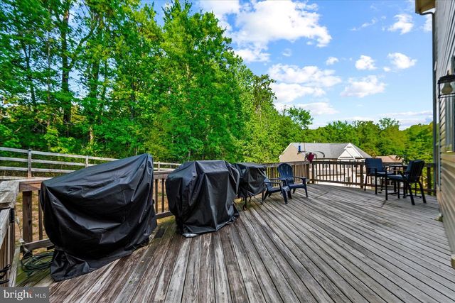 6731 GINSENG LN, King George, VA 22485