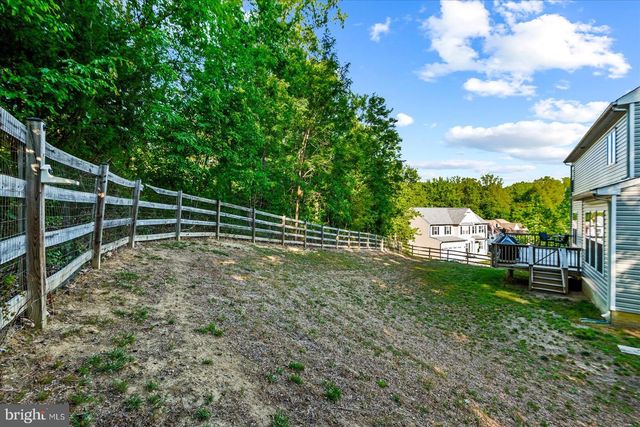 6731 GINSENG LN, King George, VA 22485