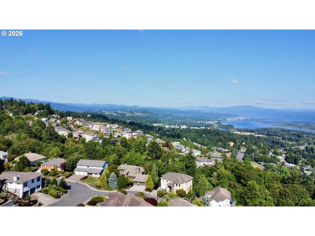 3137 Nw 3RD Ave, Camas, WA 98607