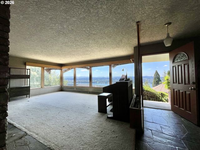 3137 Nw 3RD Ave, Camas, WA 98607