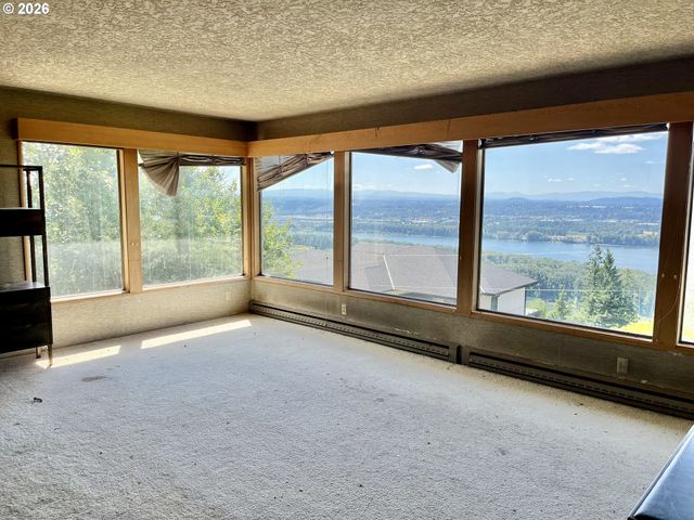 3137 Nw 3RD Ave, Camas, WA 98607