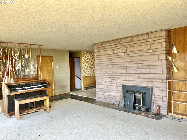 3137 Nw 3RD Ave, Camas, WA 98607