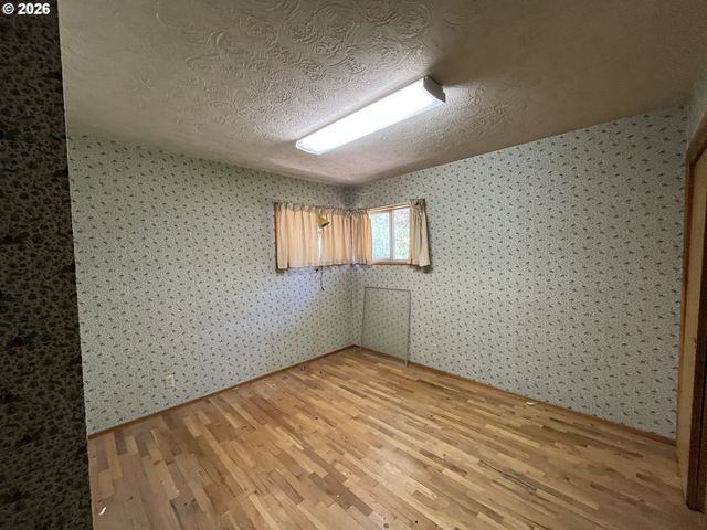 3137 Nw 3RD Ave, Camas, WA 98607