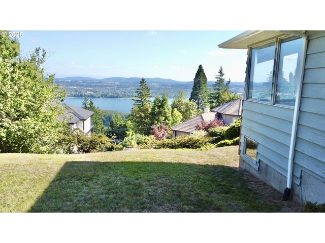3137 Nw 3RD Ave, Camas, WA 98607