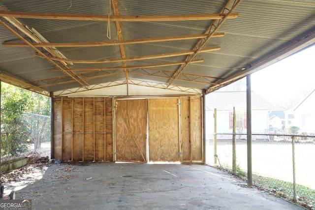 197 W Dixie Avenue SE, Marietta, GA 30008