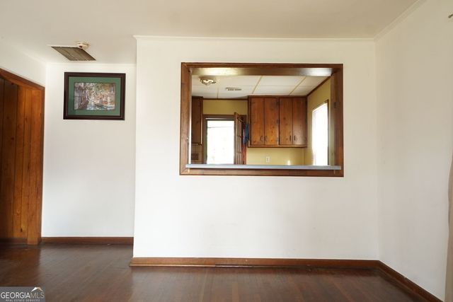 197 W Dixie Avenue SE, Marietta, GA 30008