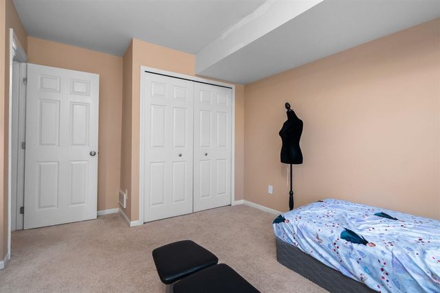 7366 Maplelawn Drive, Ypsilanti, MI 48197