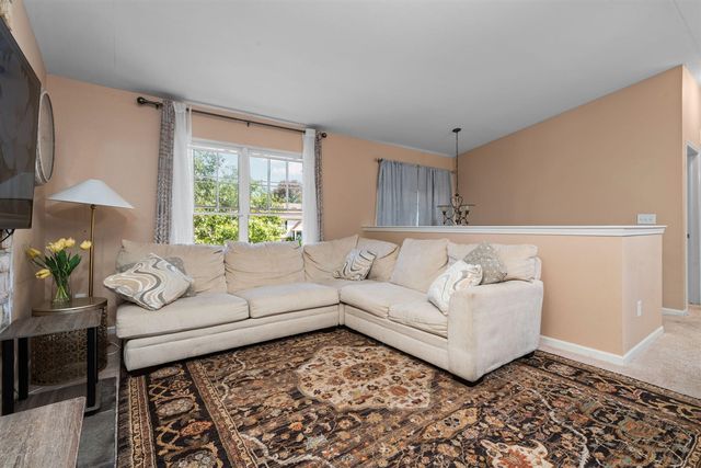 7366 Maplelawn Drive, Ypsilanti, MI 48197