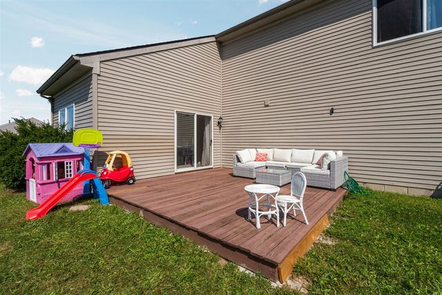 7366 Maplelawn Drive, Ypsilanti, MI 48197