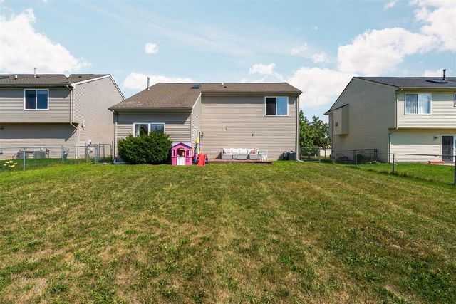 7366 Maplelawn Drive, Ypsilanti, MI 48197