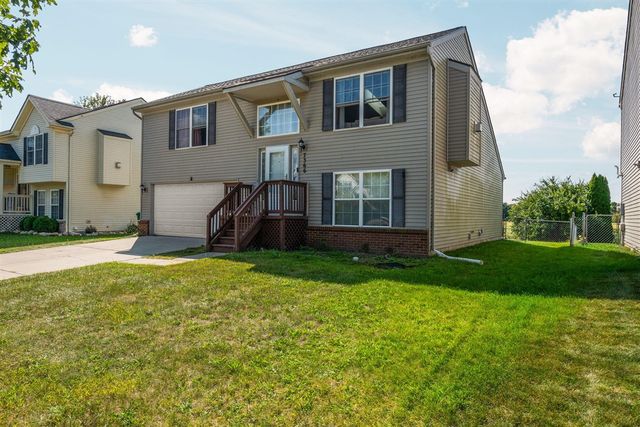 7366 Maplelawn Drive, Ypsilanti, MI 48197