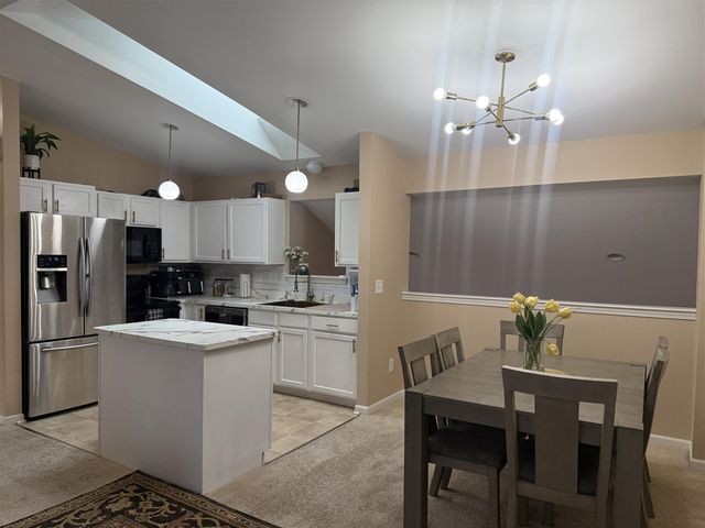 7366 Maplelawn Drive, Ypsilanti, MI 48197
