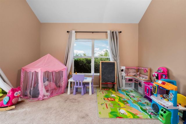 7366 Maplelawn Drive, Ypsilanti, MI 48197